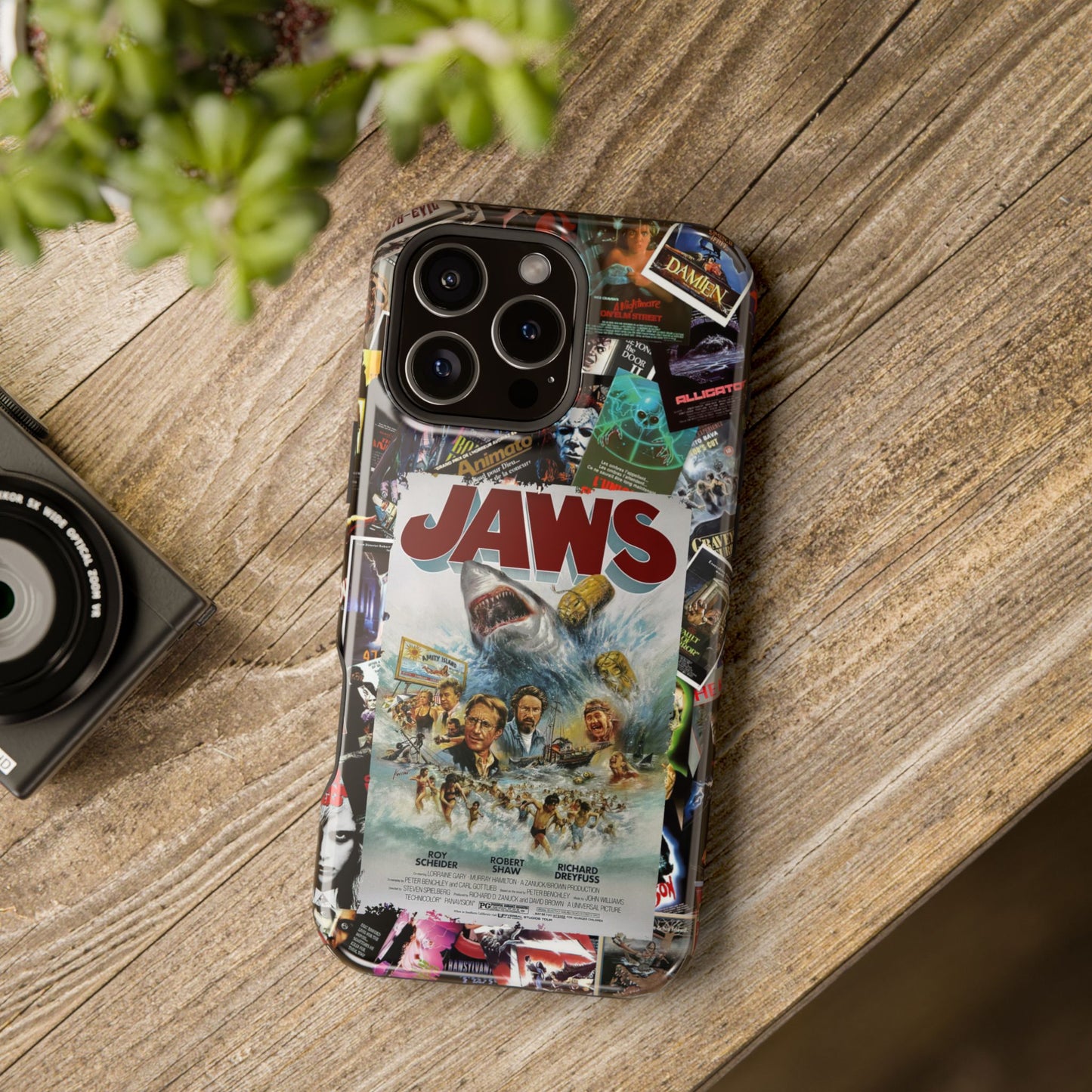 Jaws MagSafe® iPhone Tough Case Dual Layer Robust